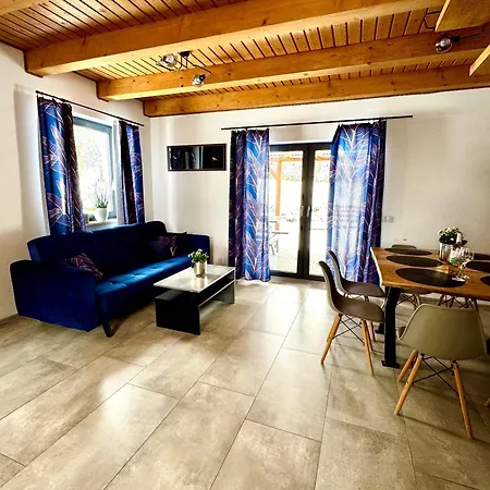 Wypoczynkowy Z Sauna I Jacuzzi 