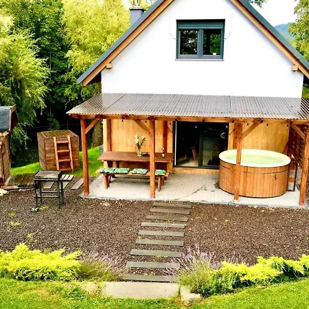 펜션 Wypoczynkowy Z Sauna I Jacuzzi 