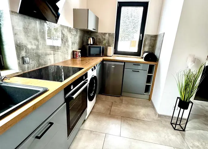 Wypoczynkowy Z Sauna I Jacuzzi 