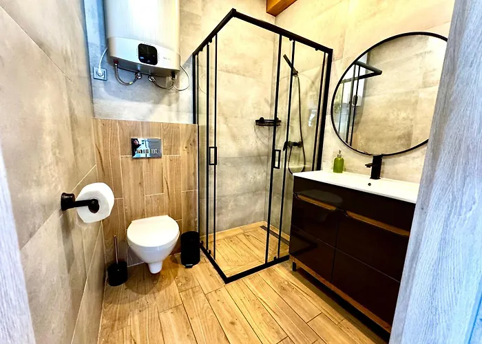 Wypoczynkowy Z Sauna I Jacuzzi 